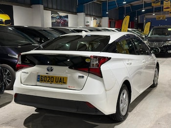 Used Toyota Prius 2020 for sale - 76915186: Photo