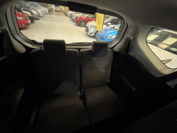 Used Toyota Sienta 2025 for sale - 76287940: Photo 16