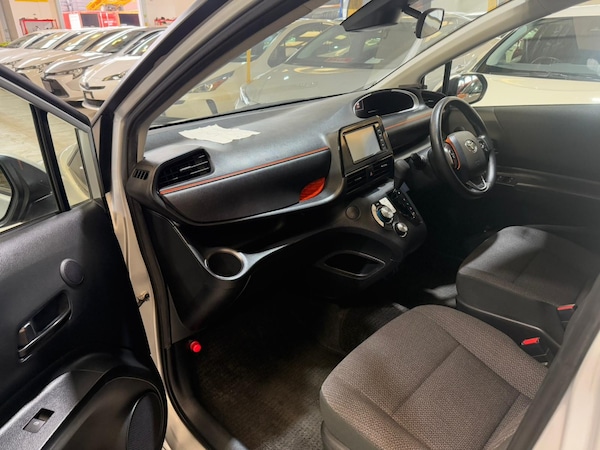 Used Toyota Sienta 2025 for sale - 76287940: Photo 22