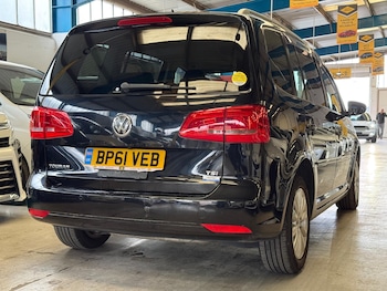 Used Volkswagen Touran 2011 for sale - 75676925: Photo