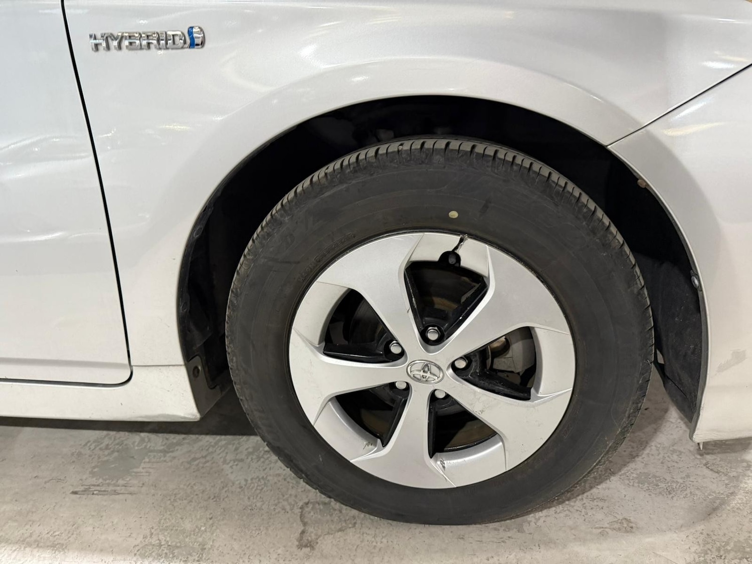 Used Toyota Prius for sale - 76901618: Photo 25