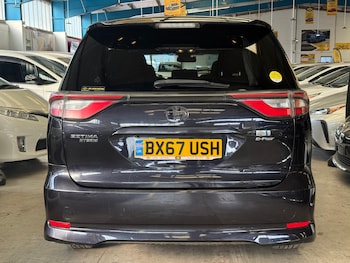 Used Toyota Estima 2017 for sale - 75643952: Photo