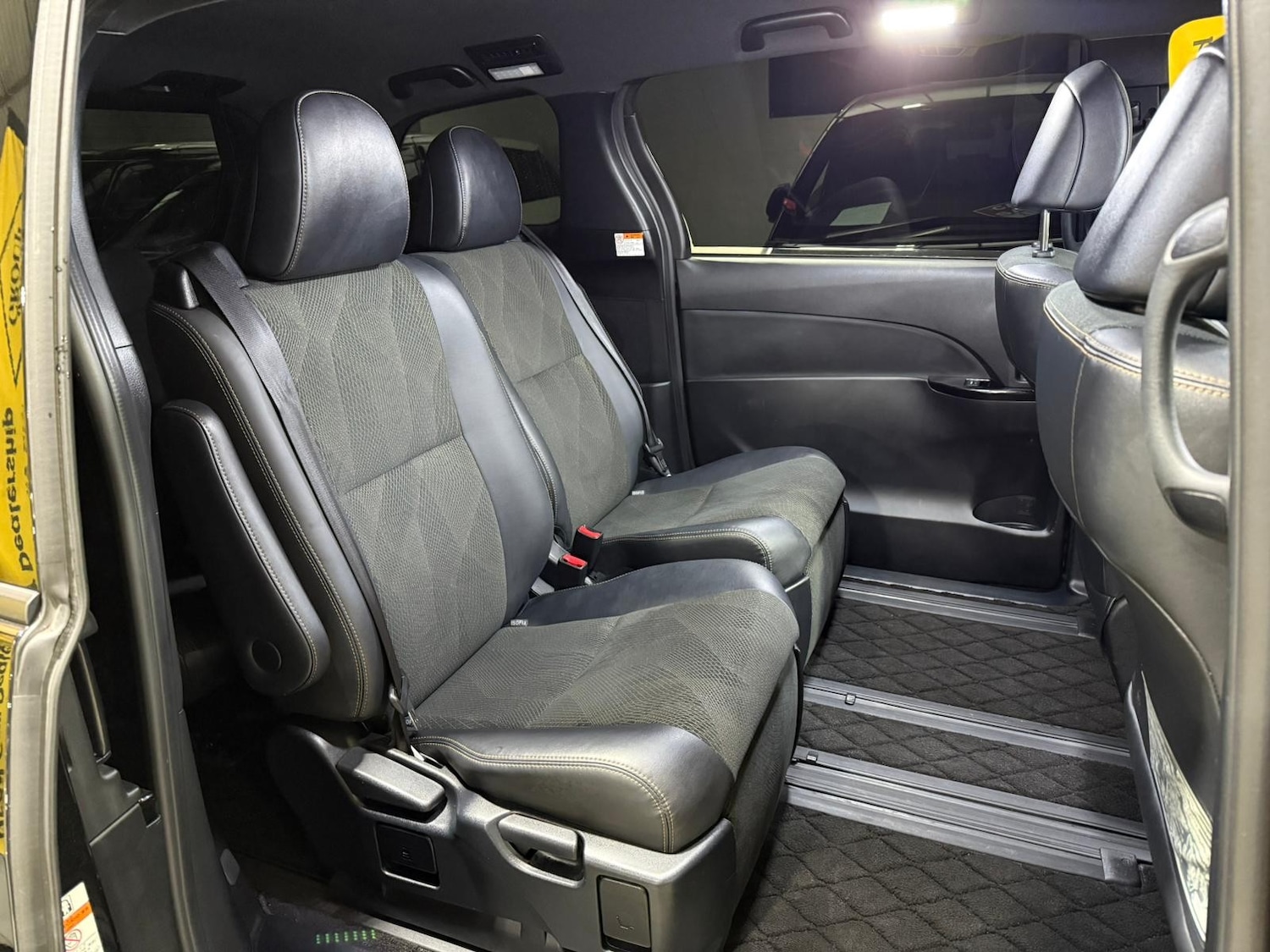 Used Toyota Estima for sale - 78049869: Photo 13