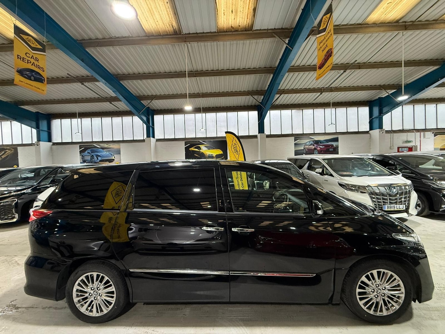 Used Toyota Estima for sale - 78049869: Photo 2