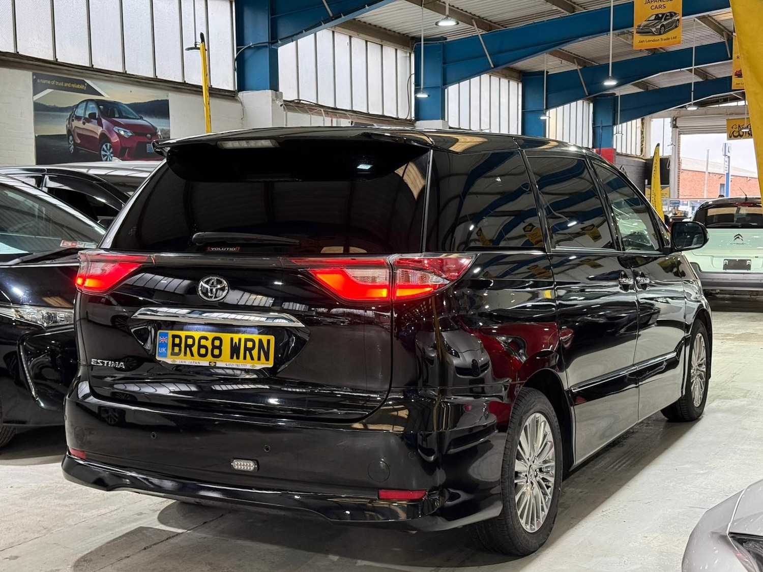 Used Toyota Estima for sale - 78049869: Photo 3