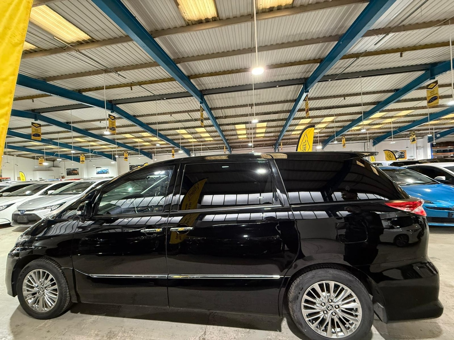 Used Toyota Estima for sale - 78049869: Photo 6