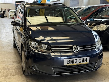 Used Volkswagen Touran 2012 for sale - 75348996: Photo