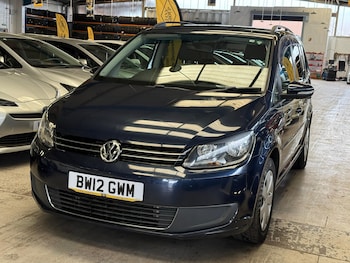 Used Volkswagen Touran 2012 for sale - 75348996: Photo