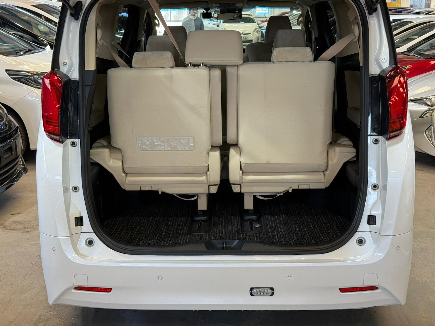 Used Toyota Alphard 2026 for sale - 77946233: Photo 17