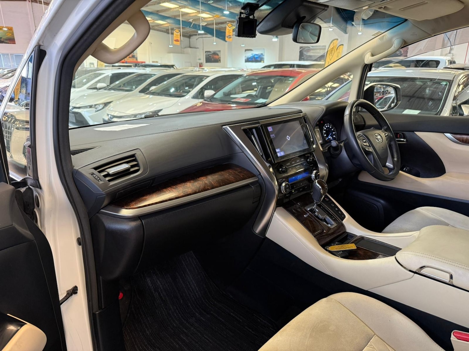 Used Toyota Alphard 2026 for sale - 77946233: Photo 21