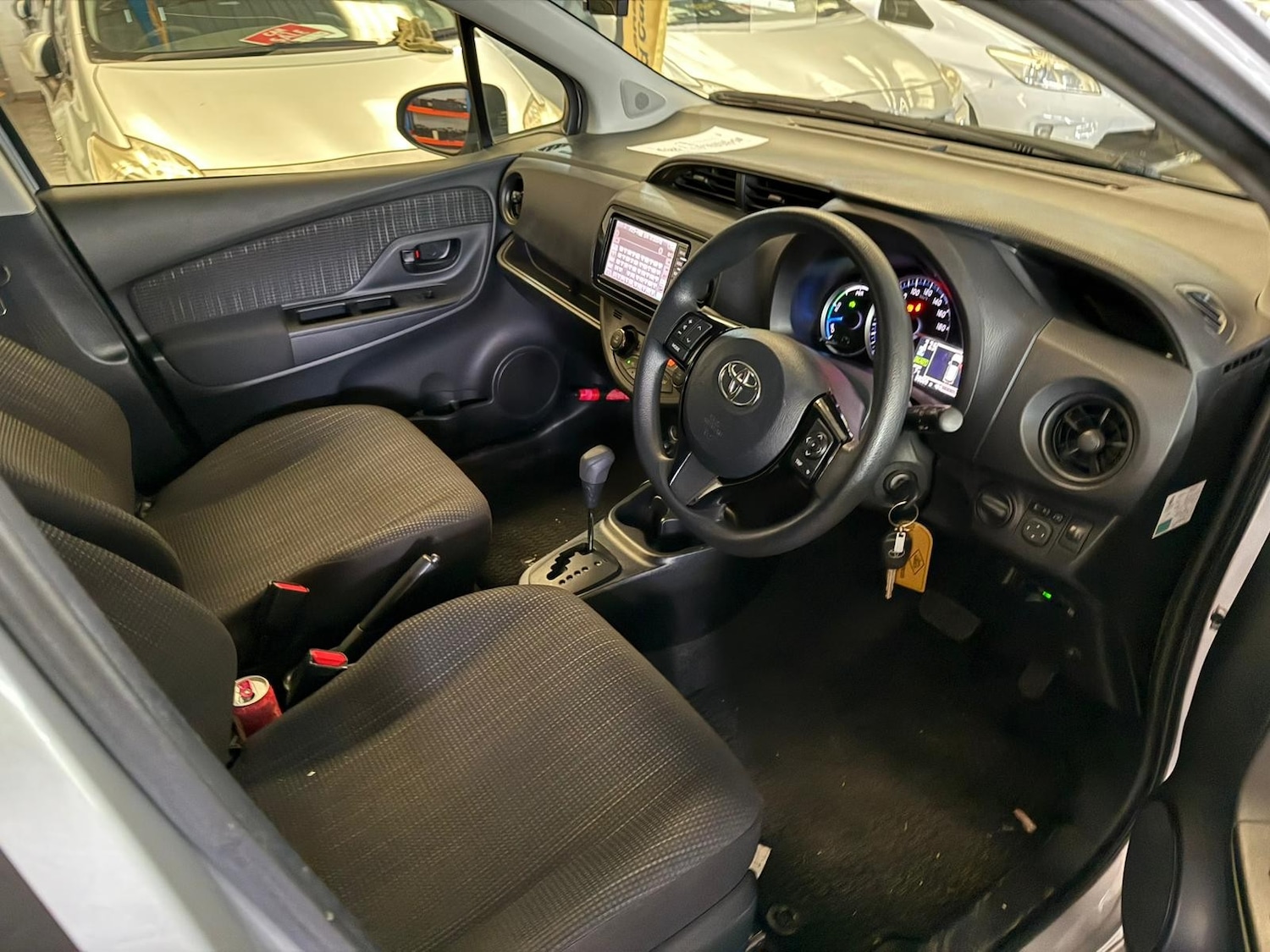 Used Toyota Vitz for sale - 77165816: Photo 11