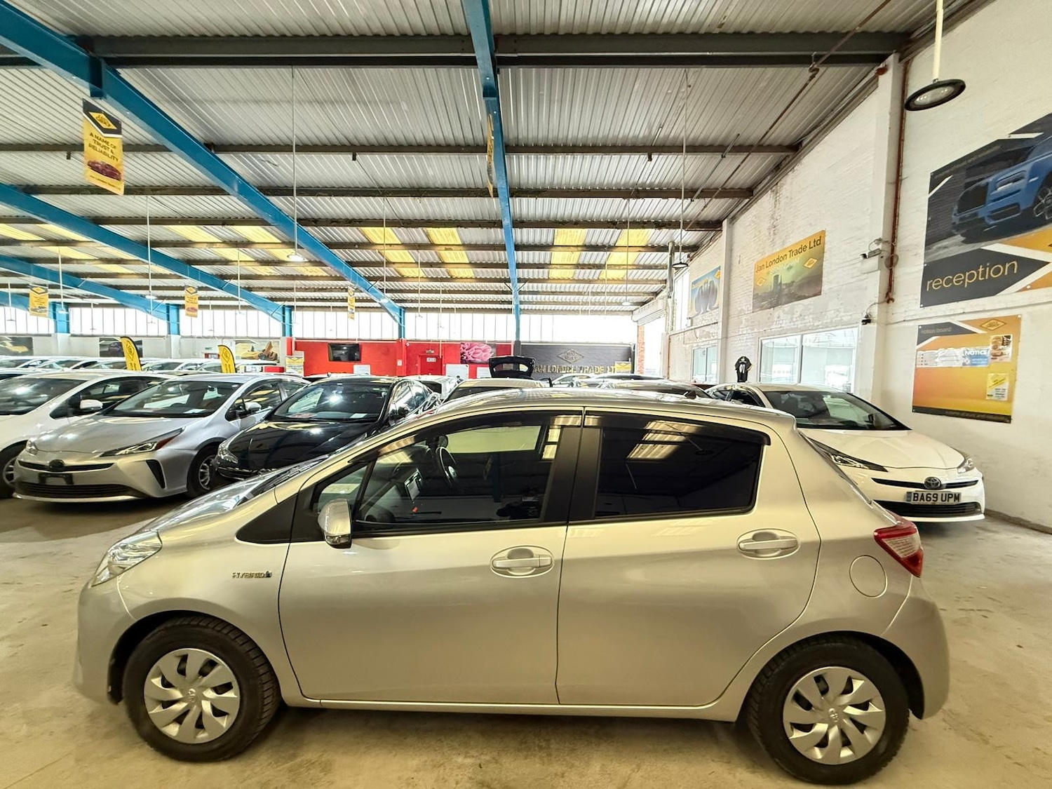 Used Toyota Vitz for sale - 77165816: Photo 7