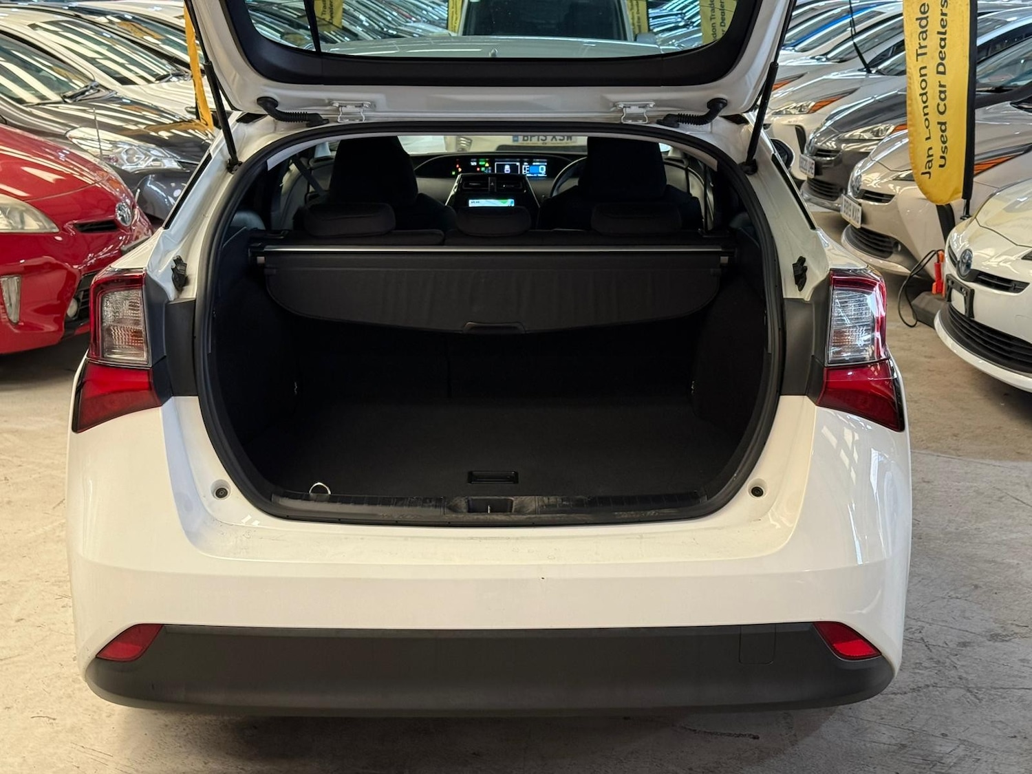 Used Toyota Prius 2025 for sale - 76724073: Photo 16