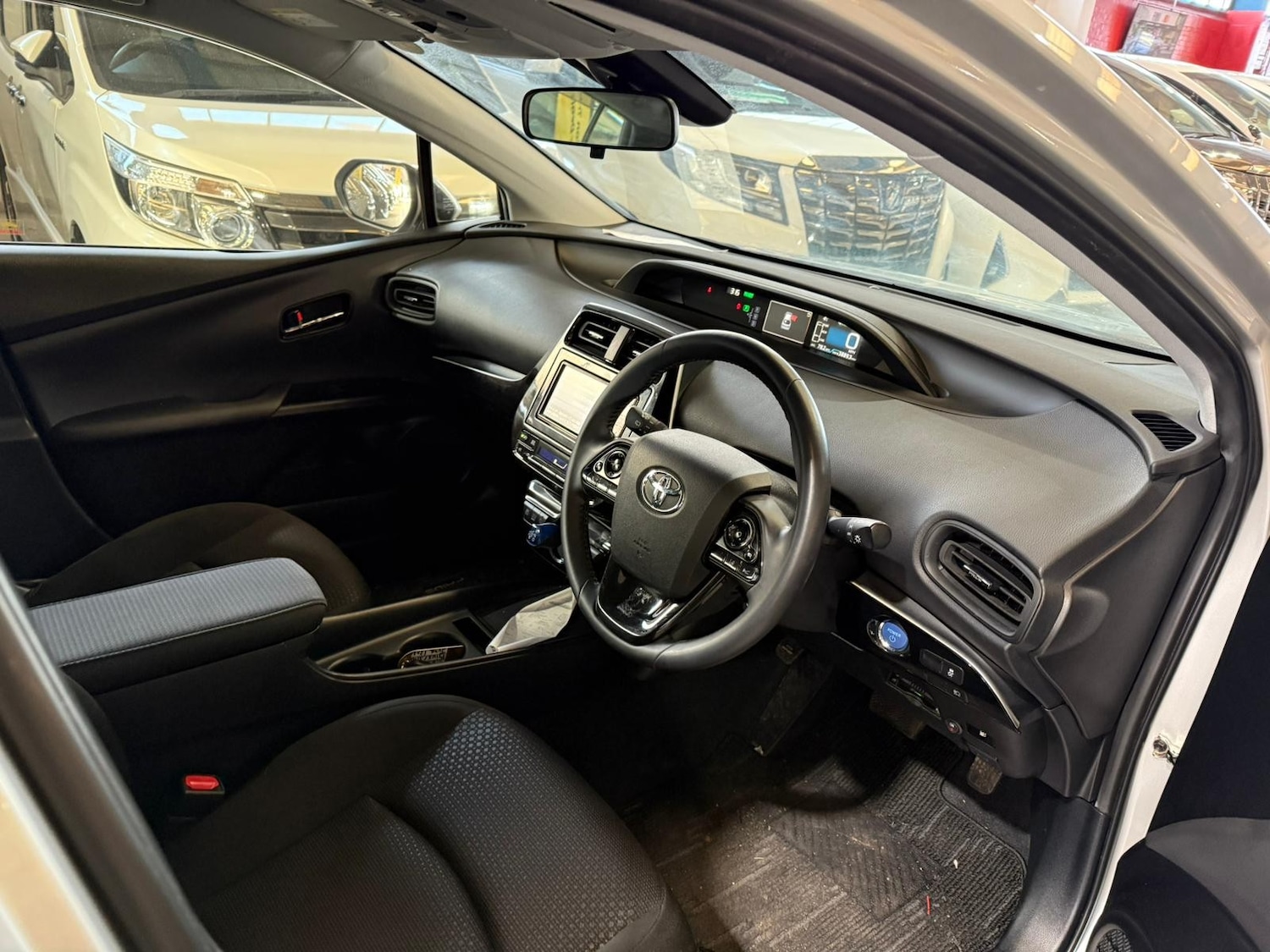 Used Toyota Prius 2025 for sale - 77052190: Photo 11