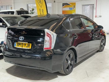 Used Toyota Prius 2013 for sale - 79035309: Photo