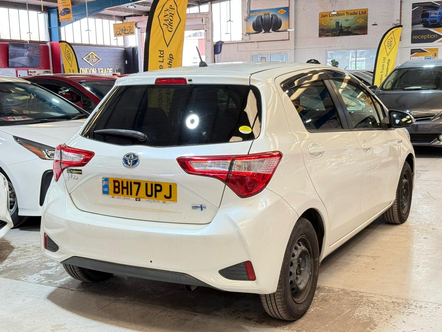 Used Toyota Vitz for sale - 78201490: Photo 3