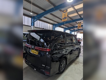 Used Toyota Voxy 2024 for sale - 78307907: Photo