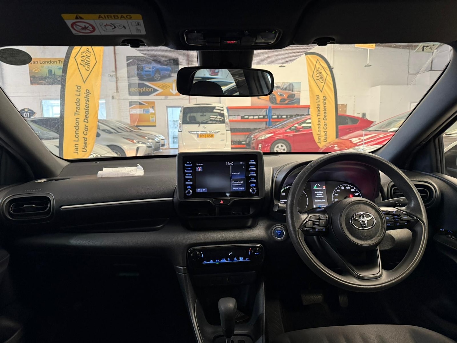 Used Toyota Yaris for sale - 76724076: Photo 14