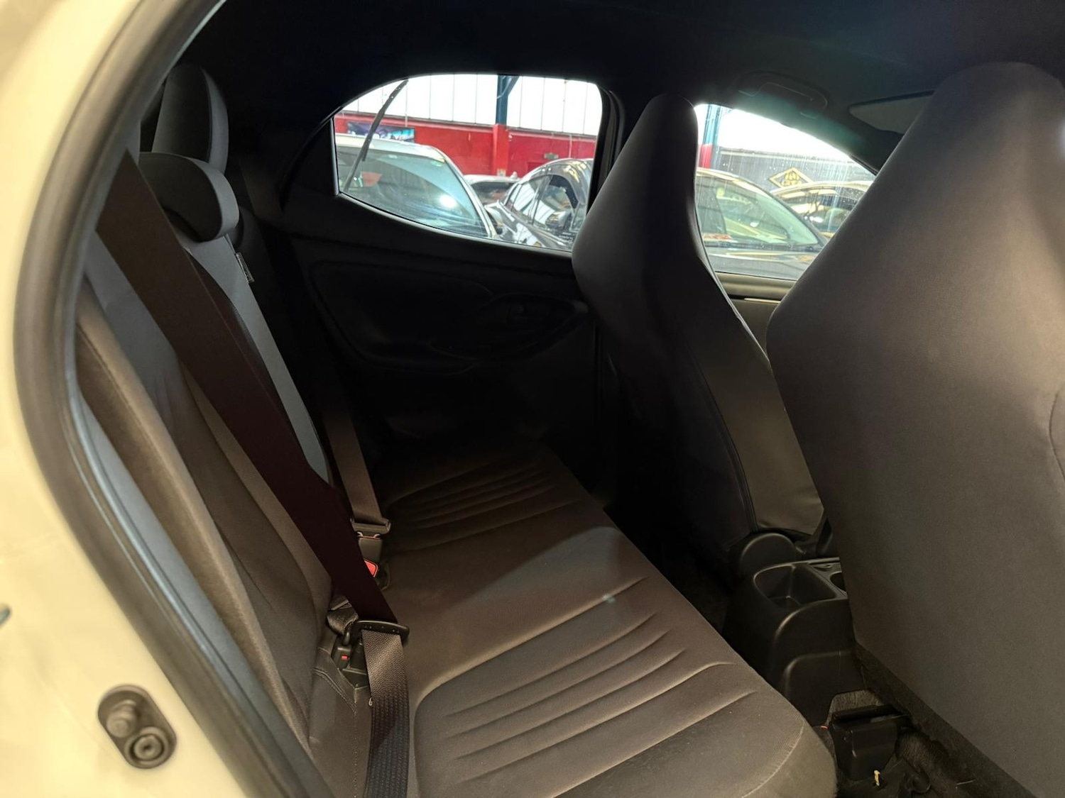 Used Toyota Yaris for sale - 76724076: Photo 16