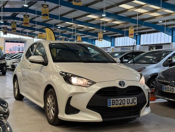 Used Toyota Yaris 2020 for sale - 76724076: Photo