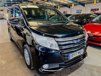 Used Toyota Noah 2017 for sale - 79696621: Photo