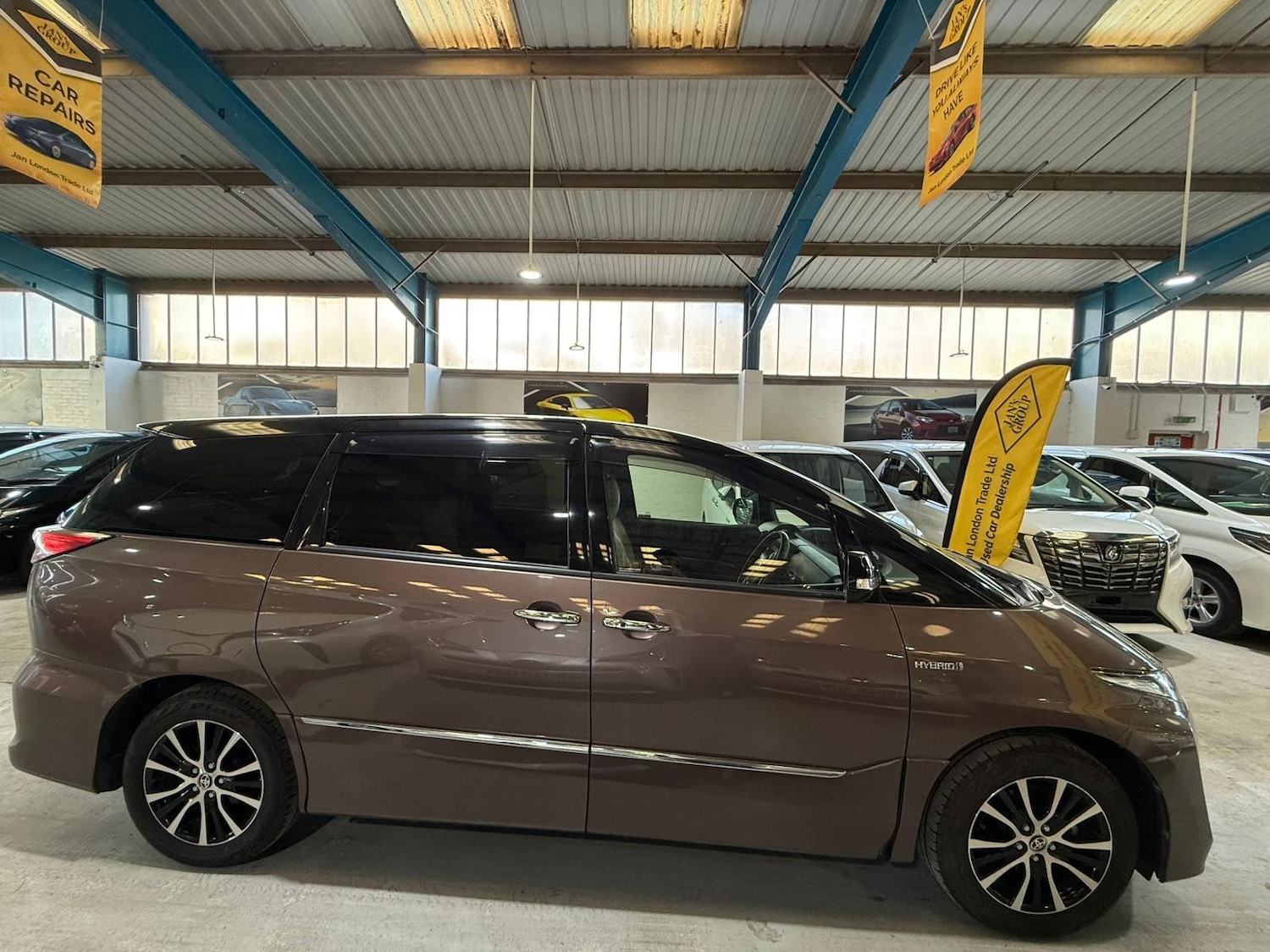 Used Toyota Estima for sale - 76896406: Photo 3