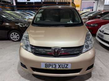 Used Toyota Isis 2013 for sale - 75033355: Photo