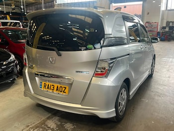 Used Honda Freed 2013 for sale - 79599760: Photo