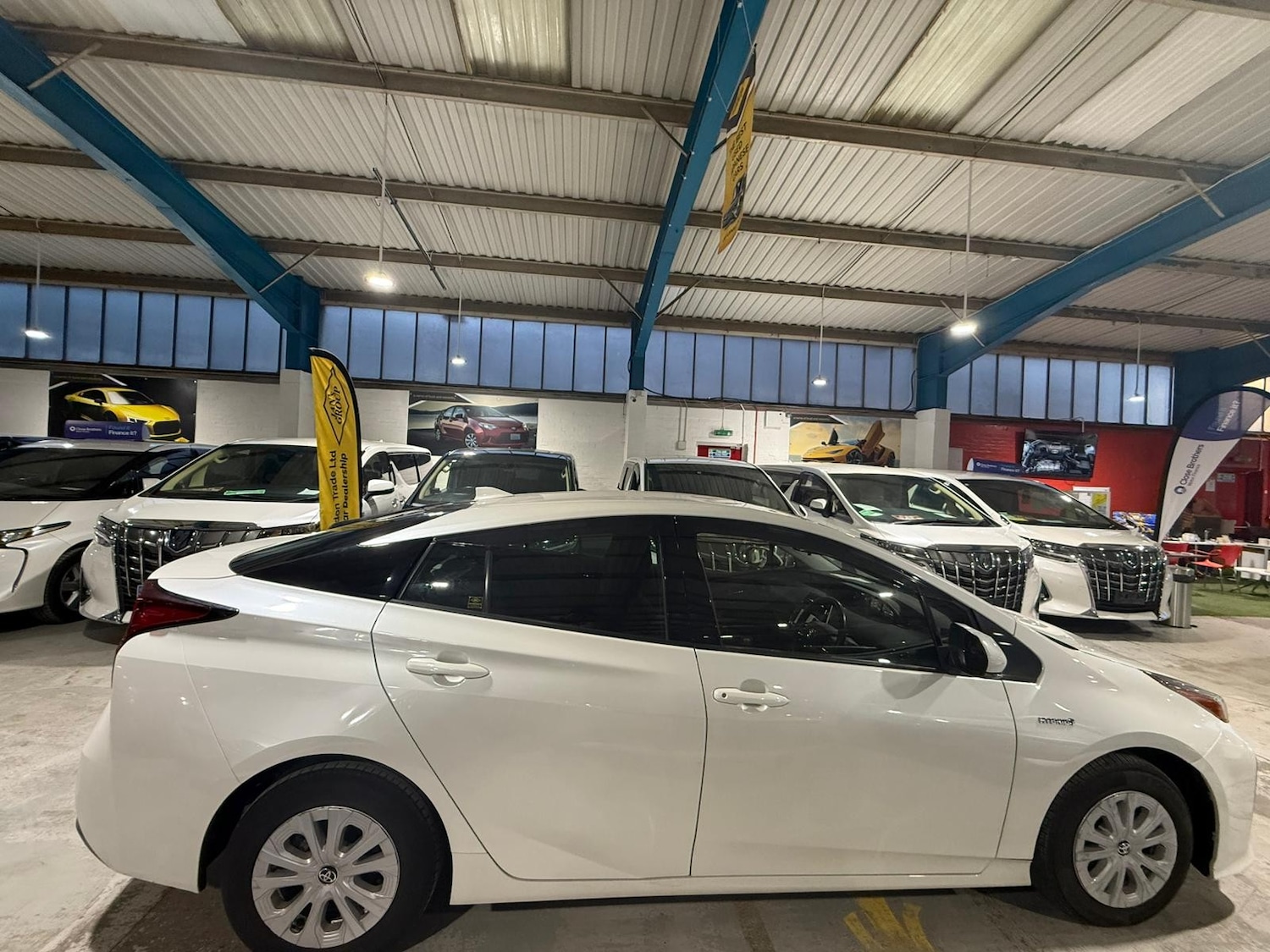 Used Toyota Prius 2025 for sale - 77327239: Photo 2