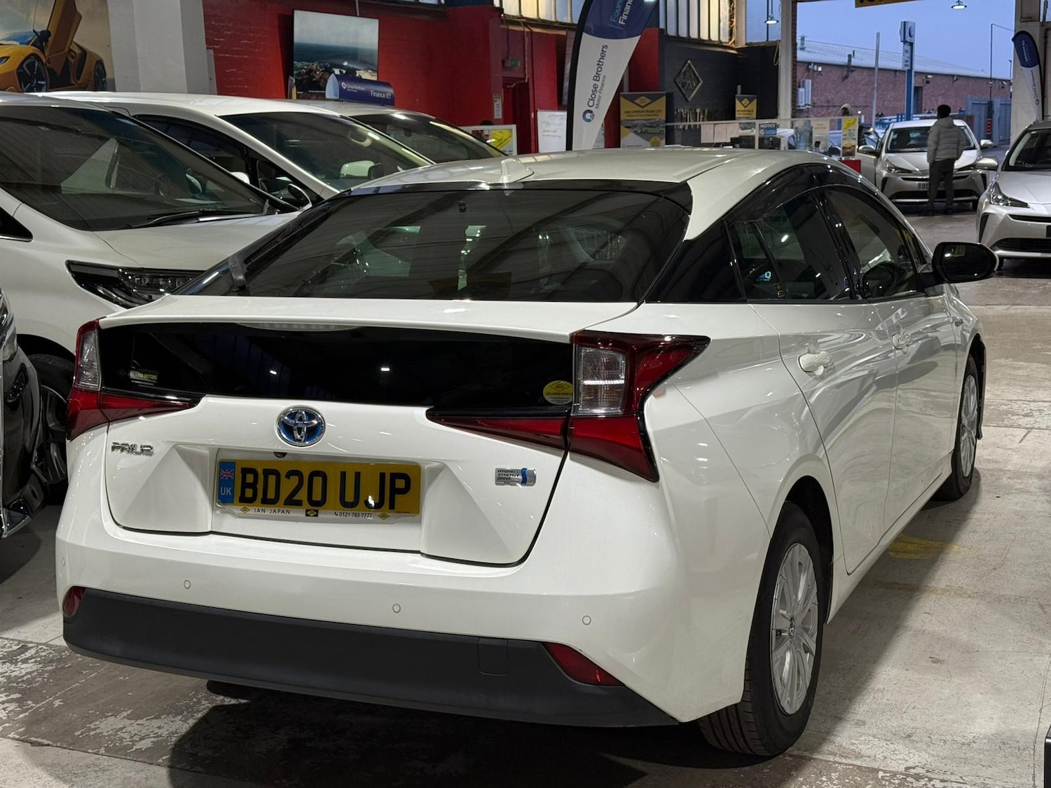Used Toyota Prius 2025 for sale - 77327239: Photo 3