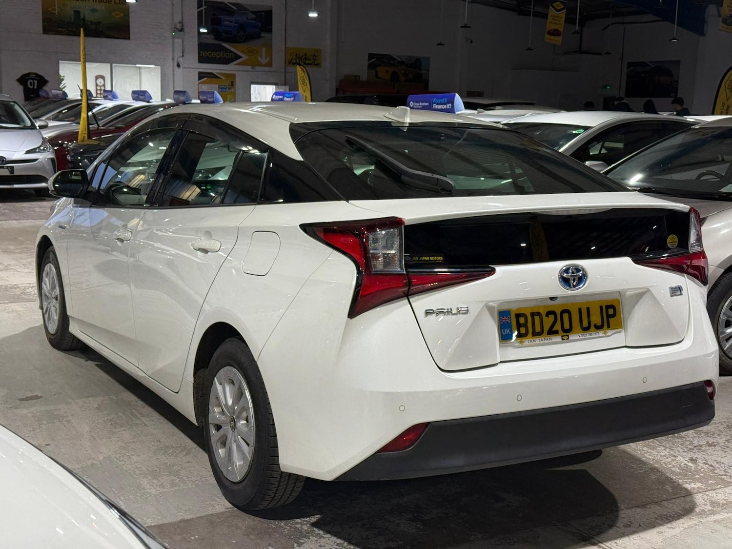 Used Toyota Prius 2025 for sale - 77327239: Photo 6