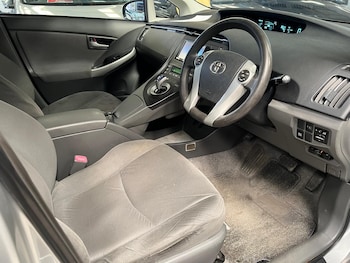 Used Toyota Prius 2010 for sale - 74671655: Photo