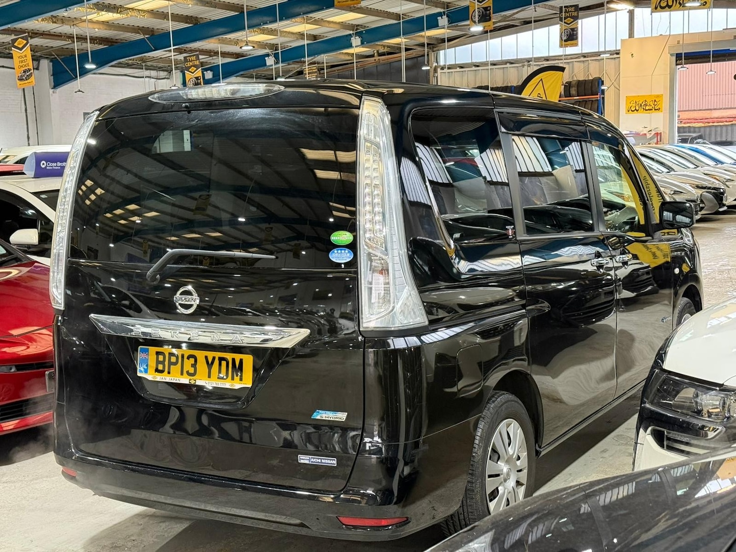 Used Nissan Serena for sale - 77506050: Photo 3