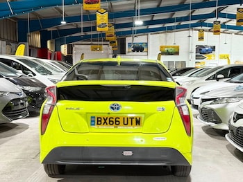 Used Toyota Prius 2016 for sale - 78824734: Photo