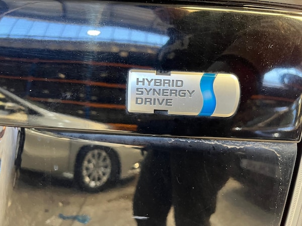 Used Toyota Prius for sale - 74650635: Photo 14