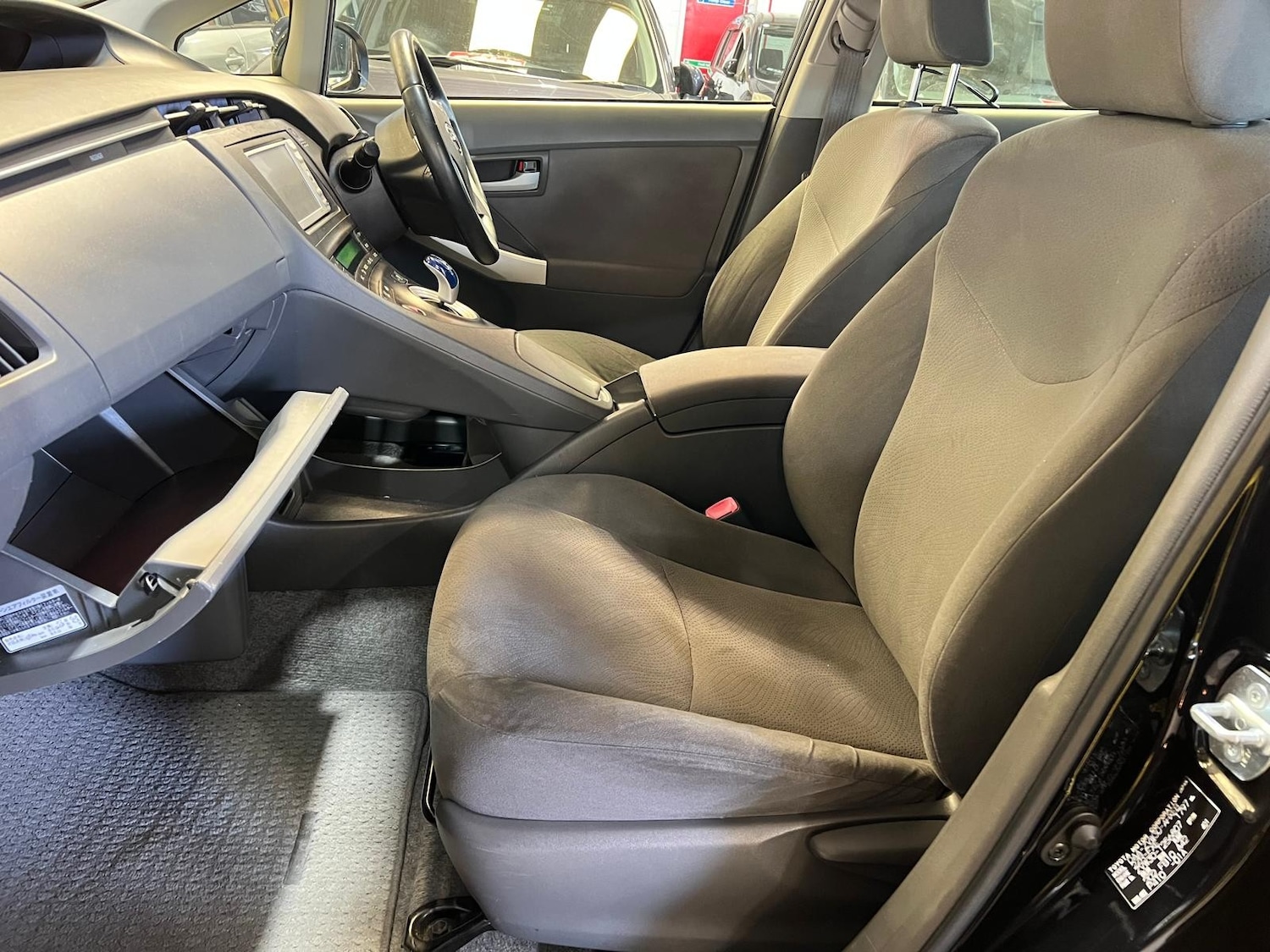 Vehicle 27