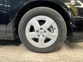 Used Toyota Prius 2010 for sale - 74650635: Photo
