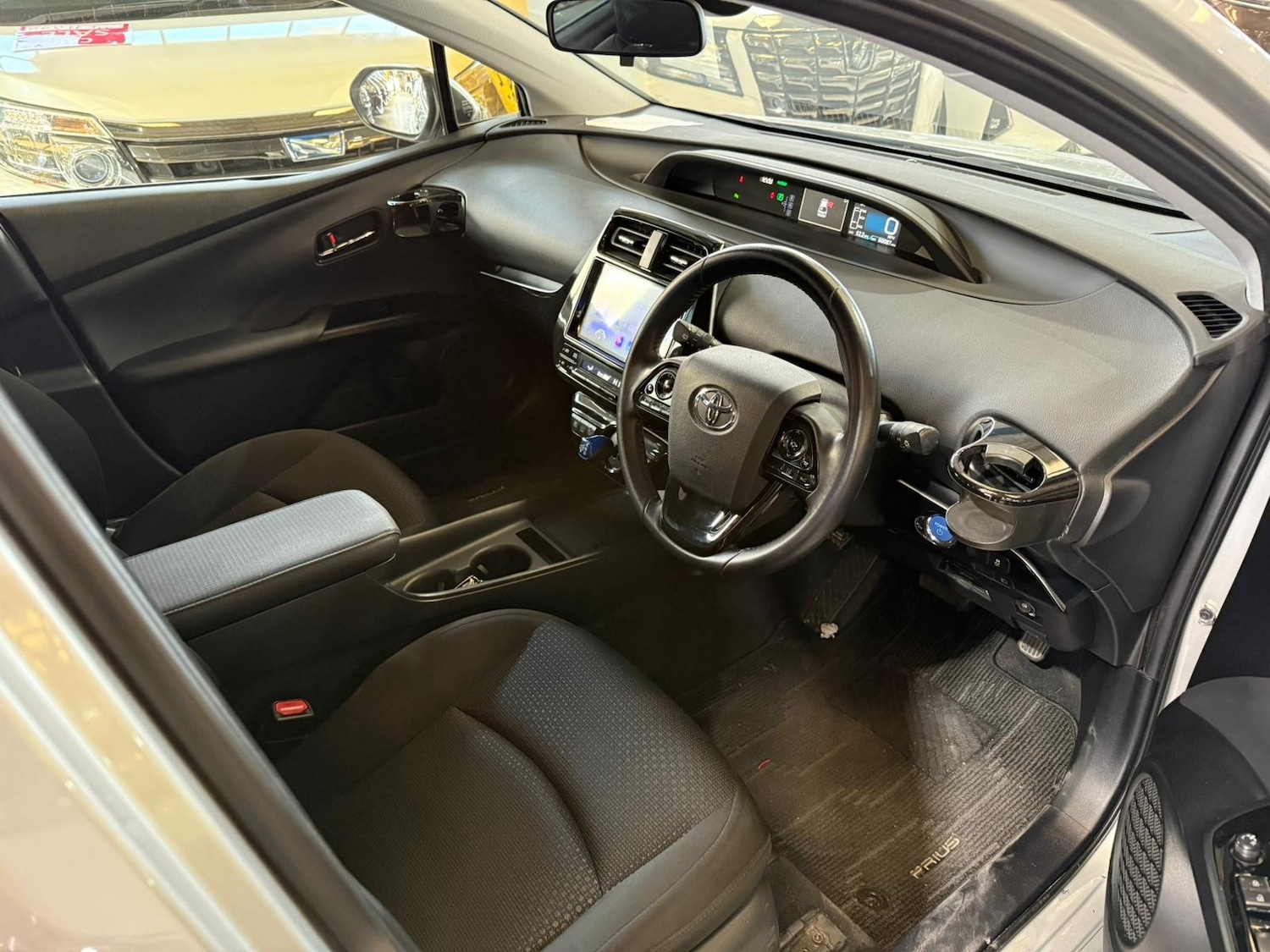 Used Toyota Prius 2025 for sale - 77052192: Photo 11