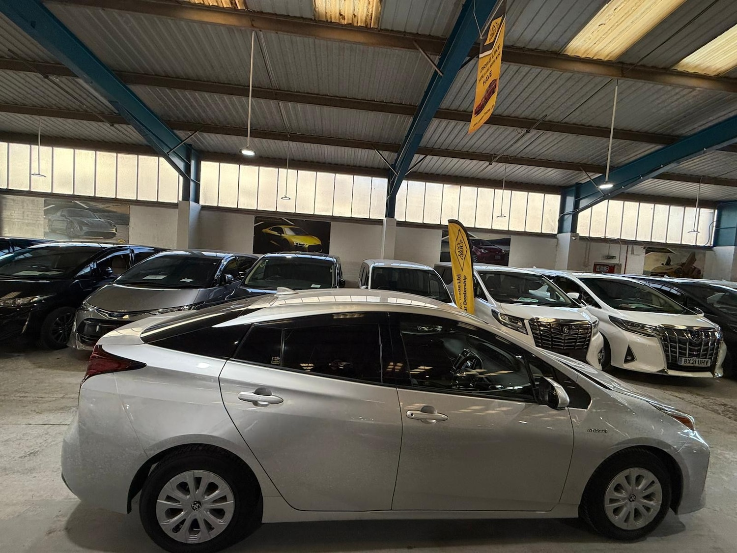 Used Toyota Prius 2025 for sale - 77052192: Photo 2