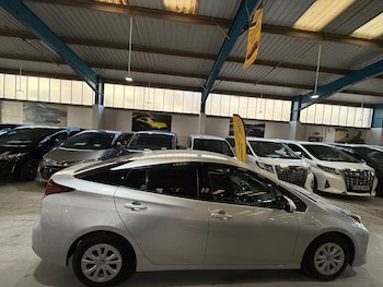 Used Toyota Prius 2020 for sale - 77052192: Photo