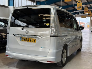 Used Nissan Serena for sale - 76217663: Photo 3