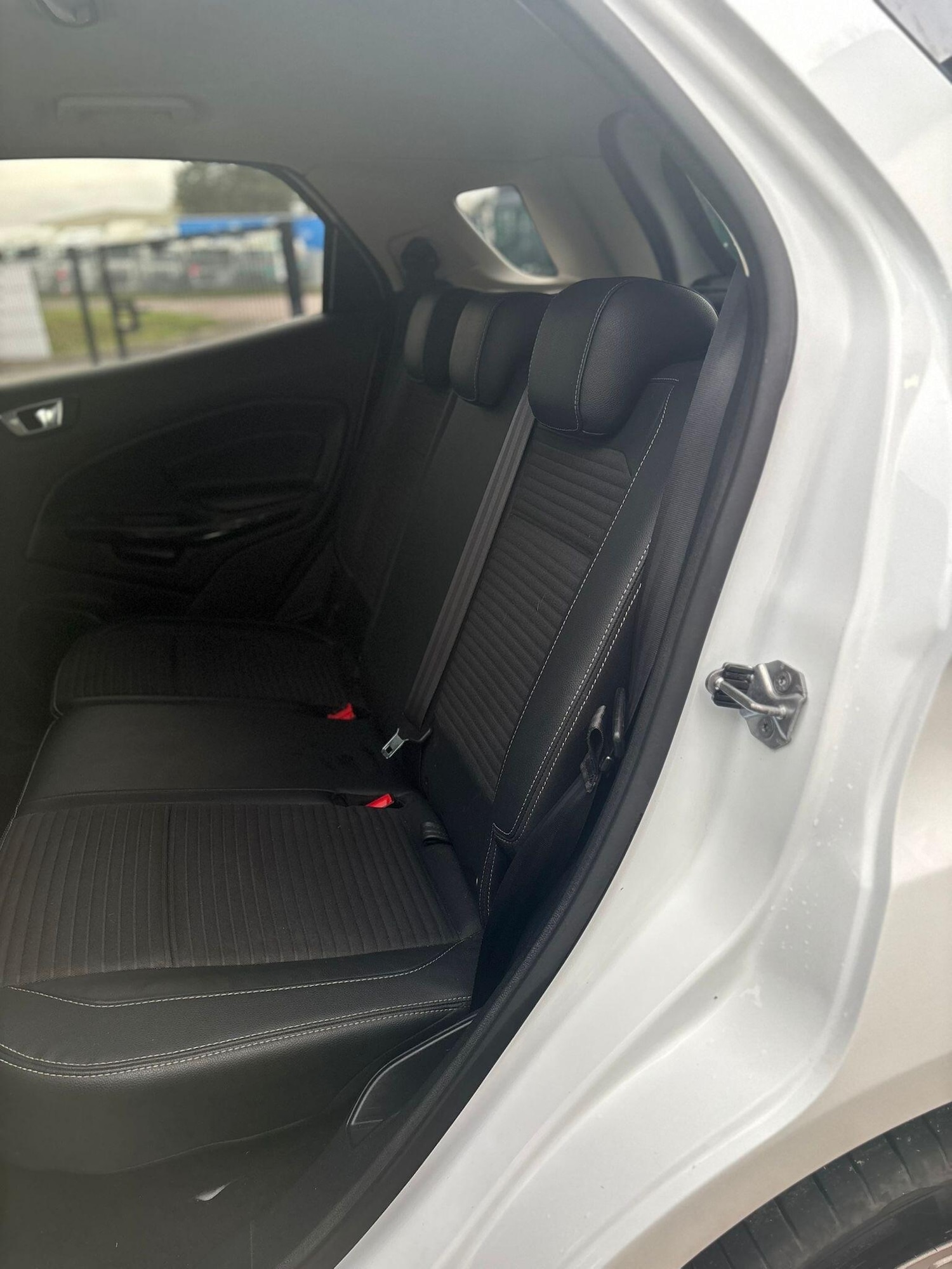 Used Ford Ecosport 2018 for sale - 76913213: Photo 15