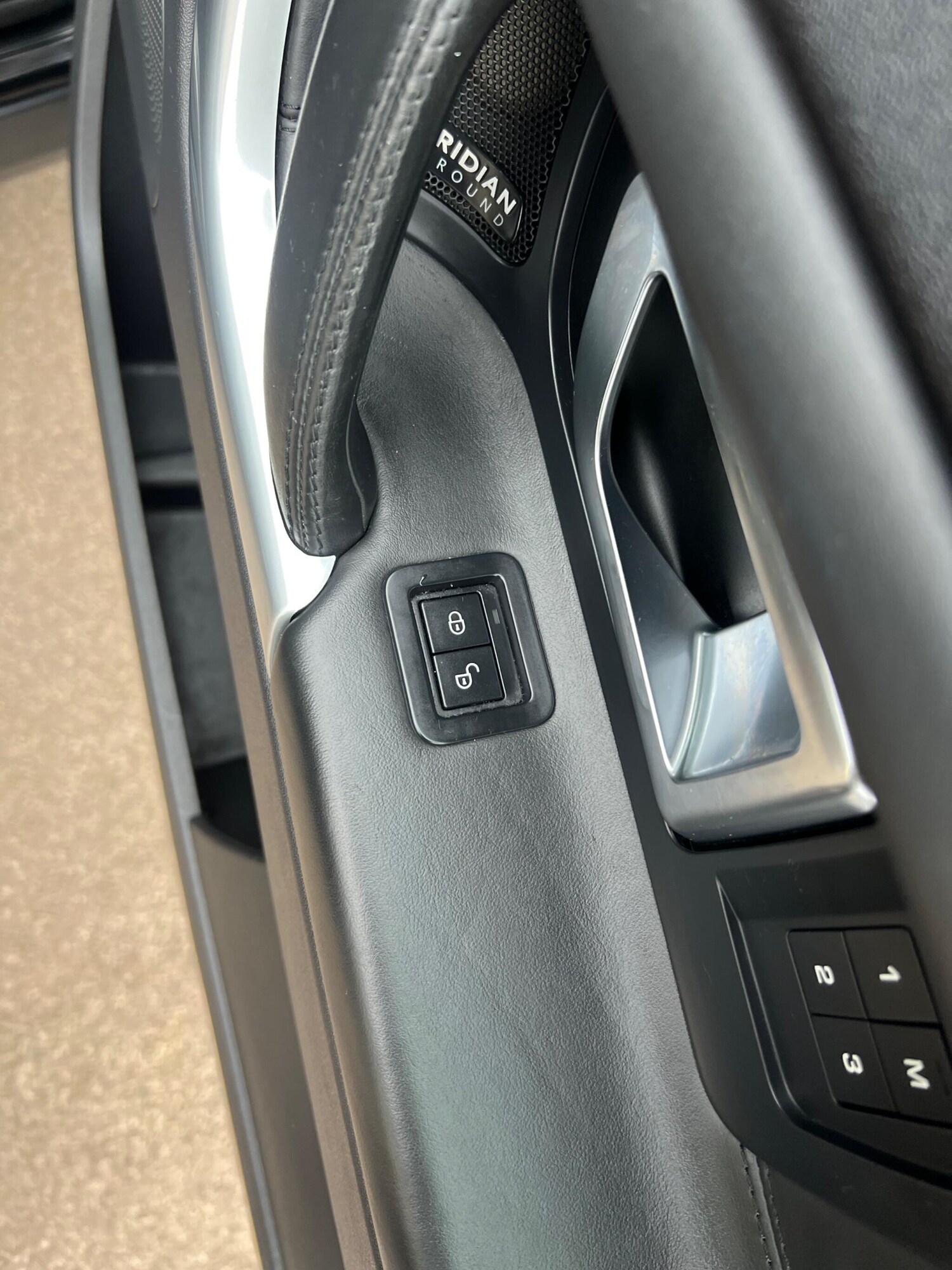 Used Land Rover Discovery Sport 2017 for sale - 77965369: Photo 31