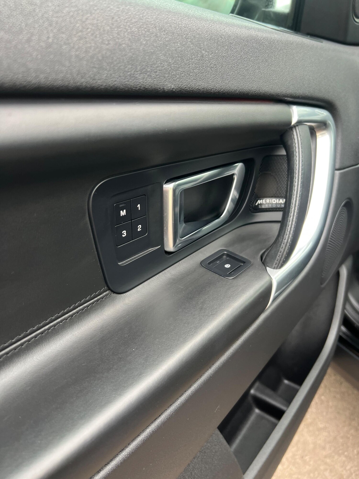 Used Land Rover Discovery Sport 2017 for sale - 77965369: Photo 37