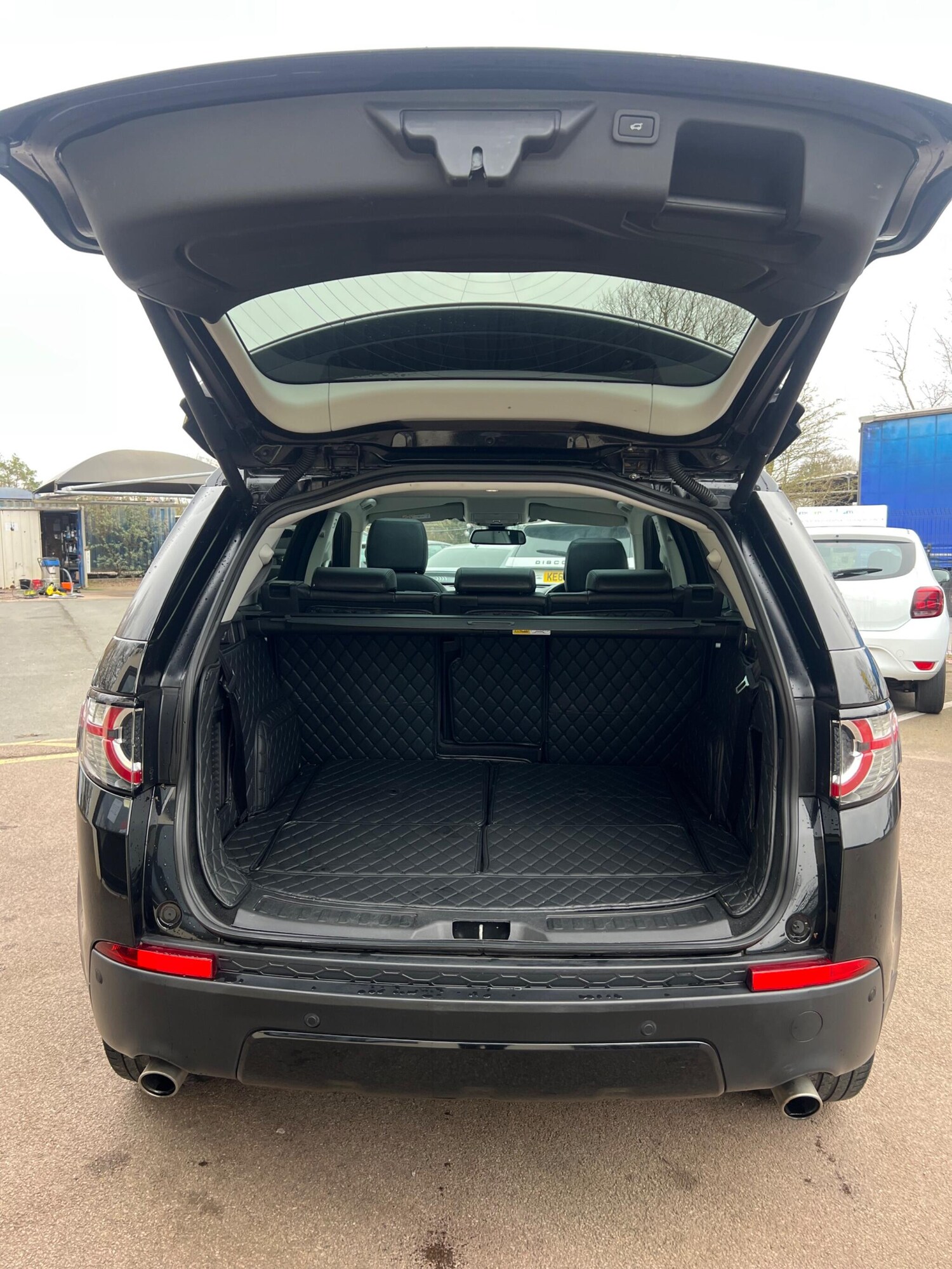 Used Land Rover Discovery Sport 2017 for sale - 77965369: Photo 56