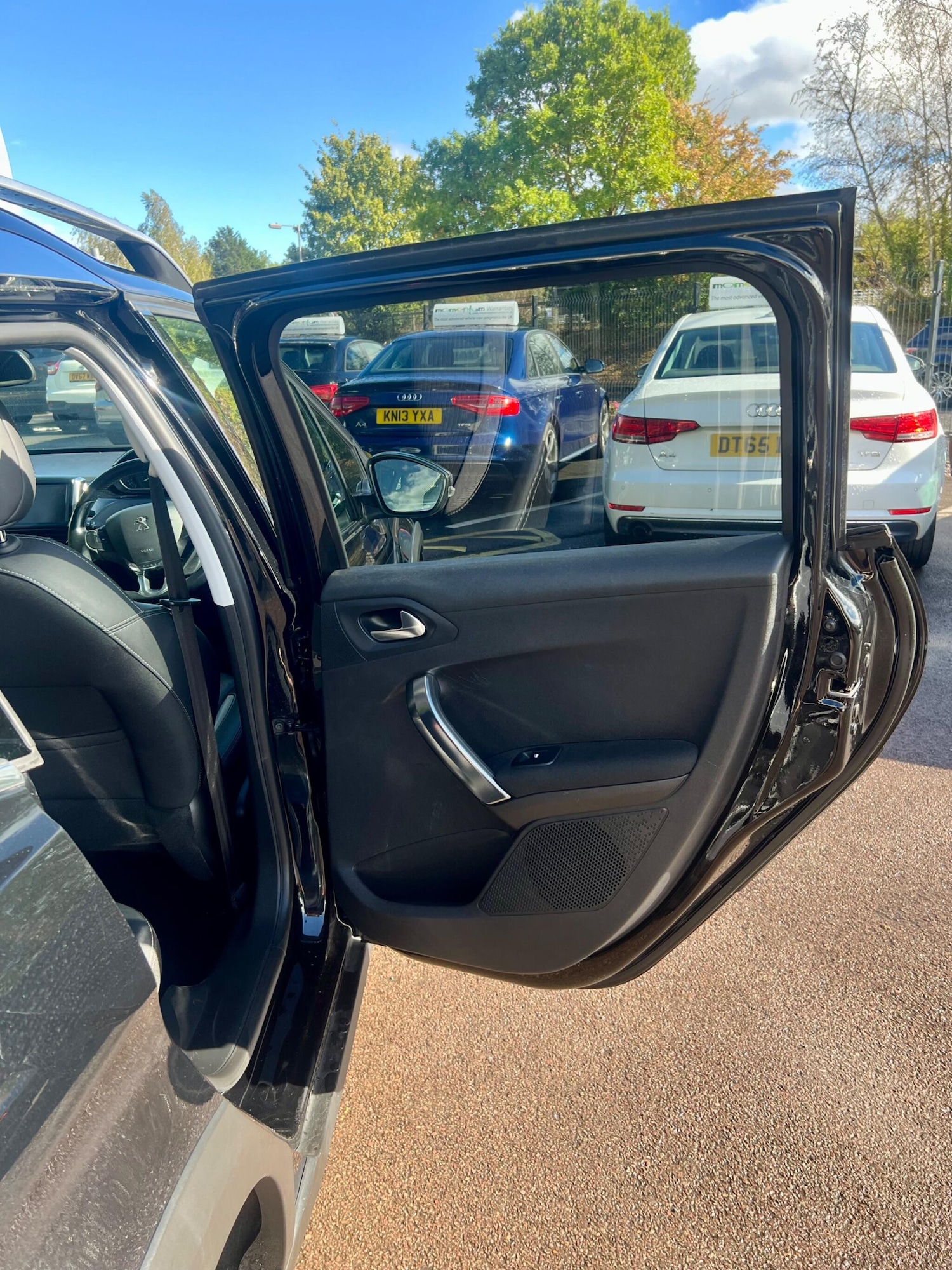 Vehicle 29