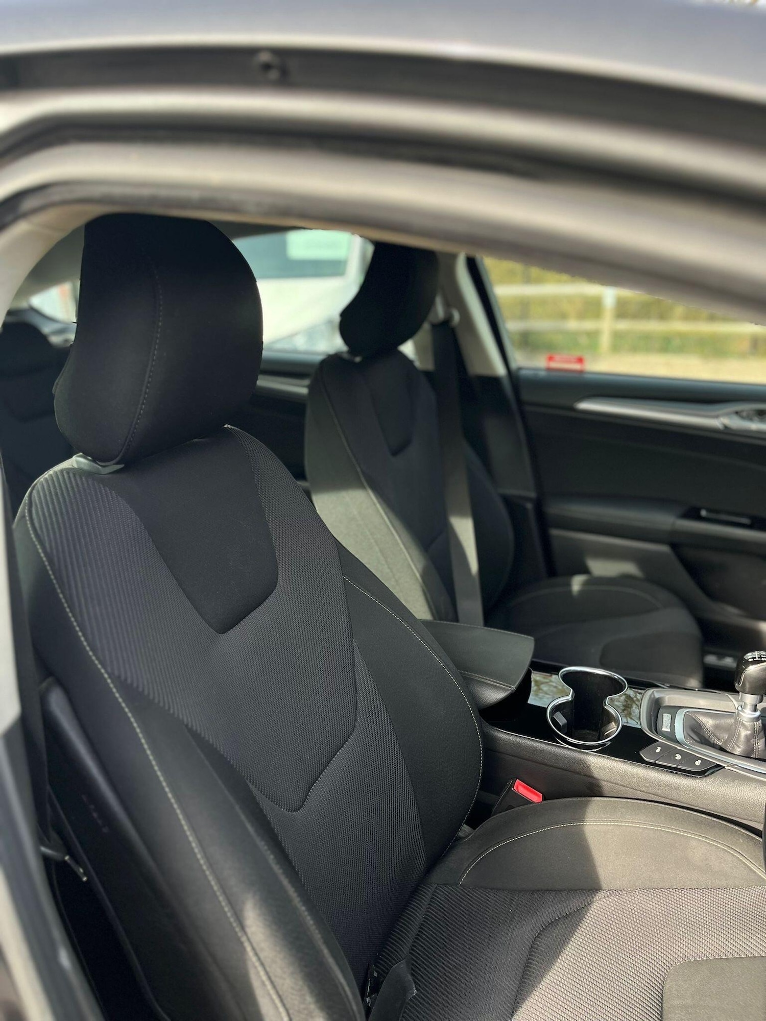 Used Ford Mondeo 2015 for sale - 77978407: Photo 20