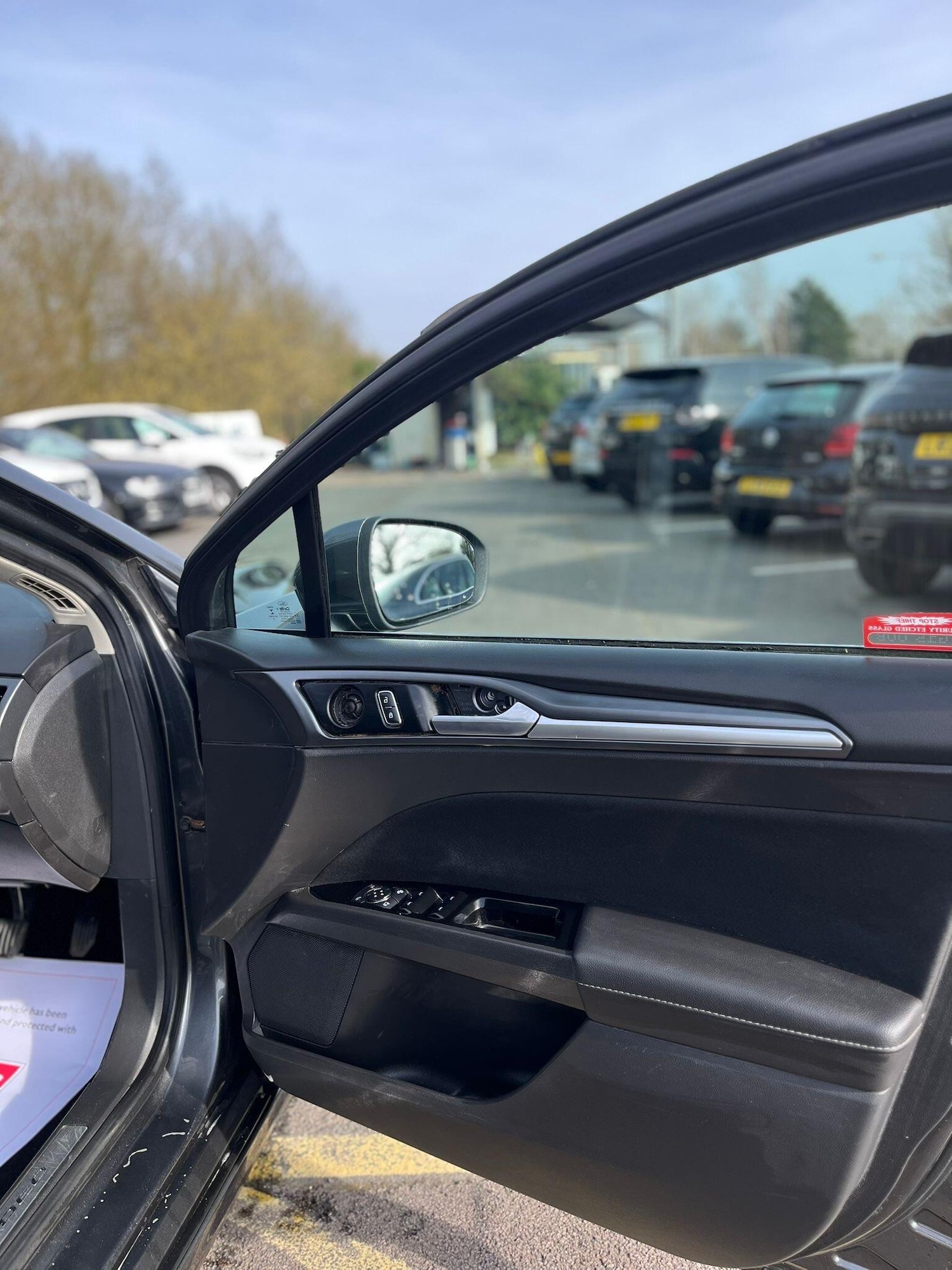 Used Ford Mondeo 2015 for sale - 77978407: Photo 28