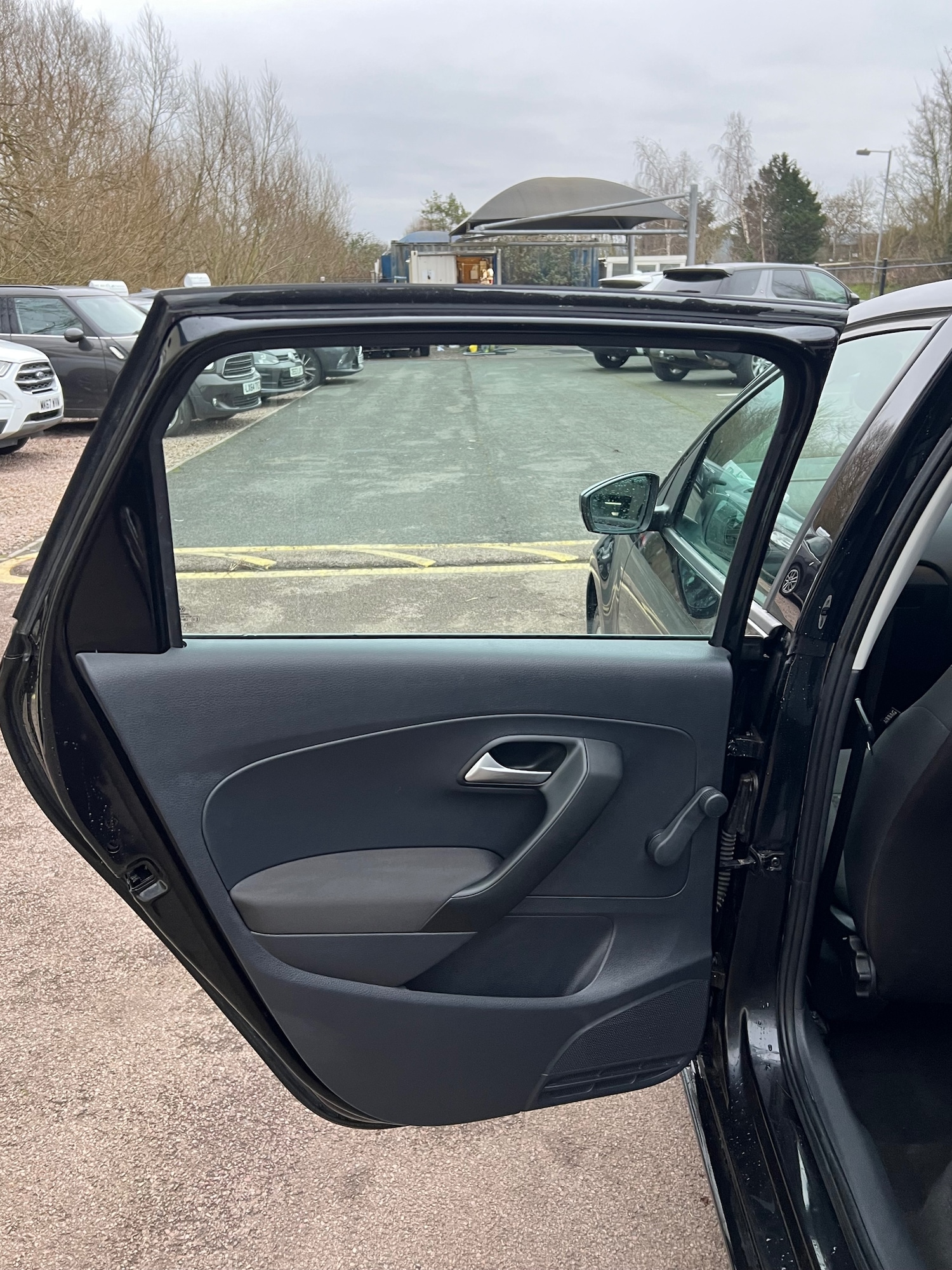 Used Volkswagen Polo 2014 for sale - 77567445: Photo 31