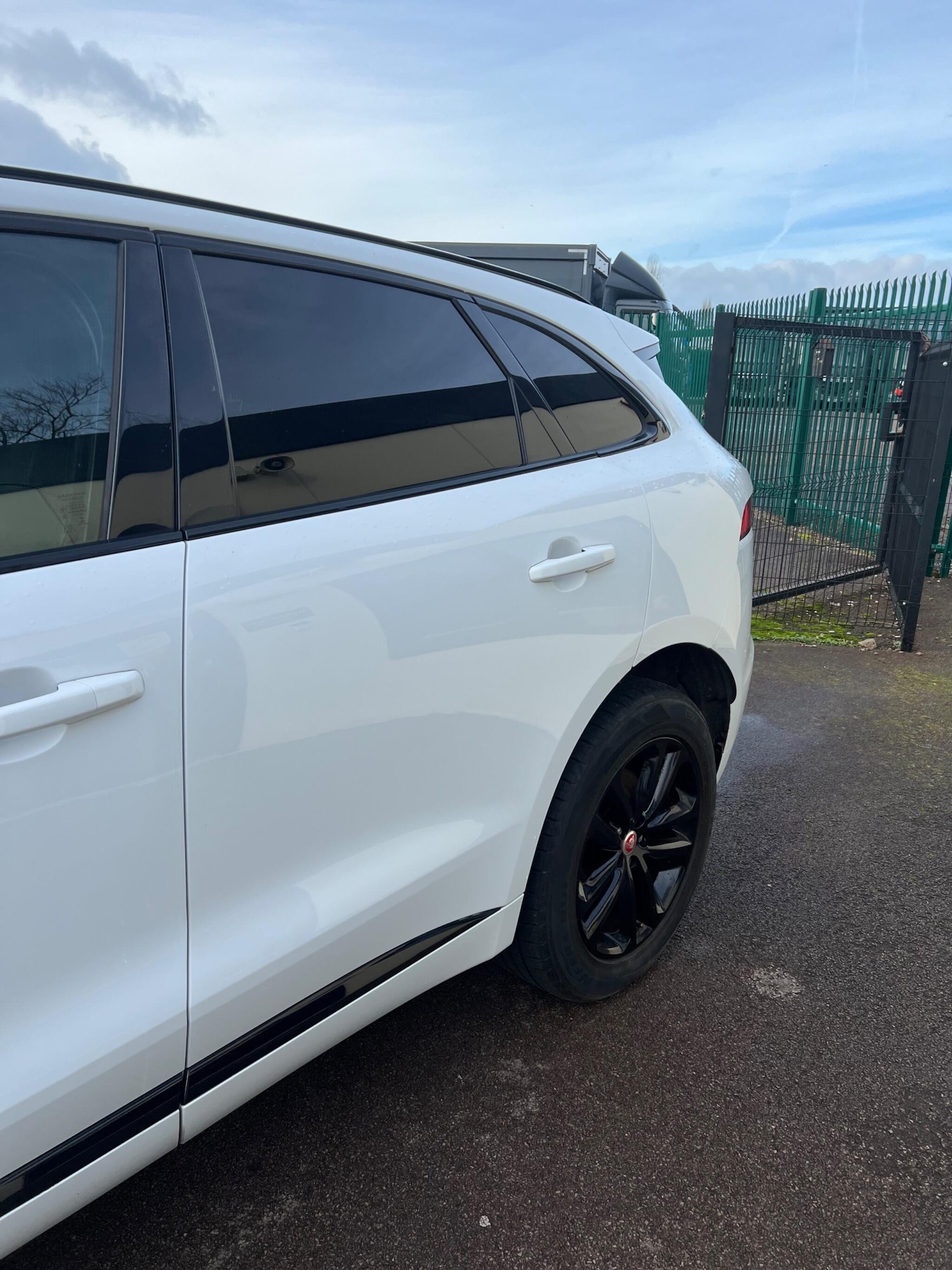 Used Jaguar F-Pace 2018 for sale - 77965377: Photo 14